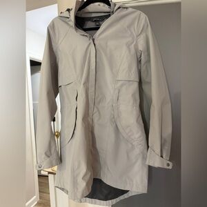 Eddie Bauer Women's Rain Jacket in Gray